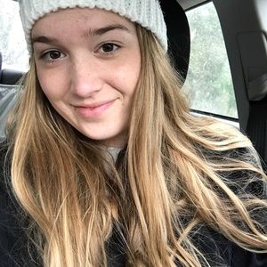 Meet your Posher, Kara